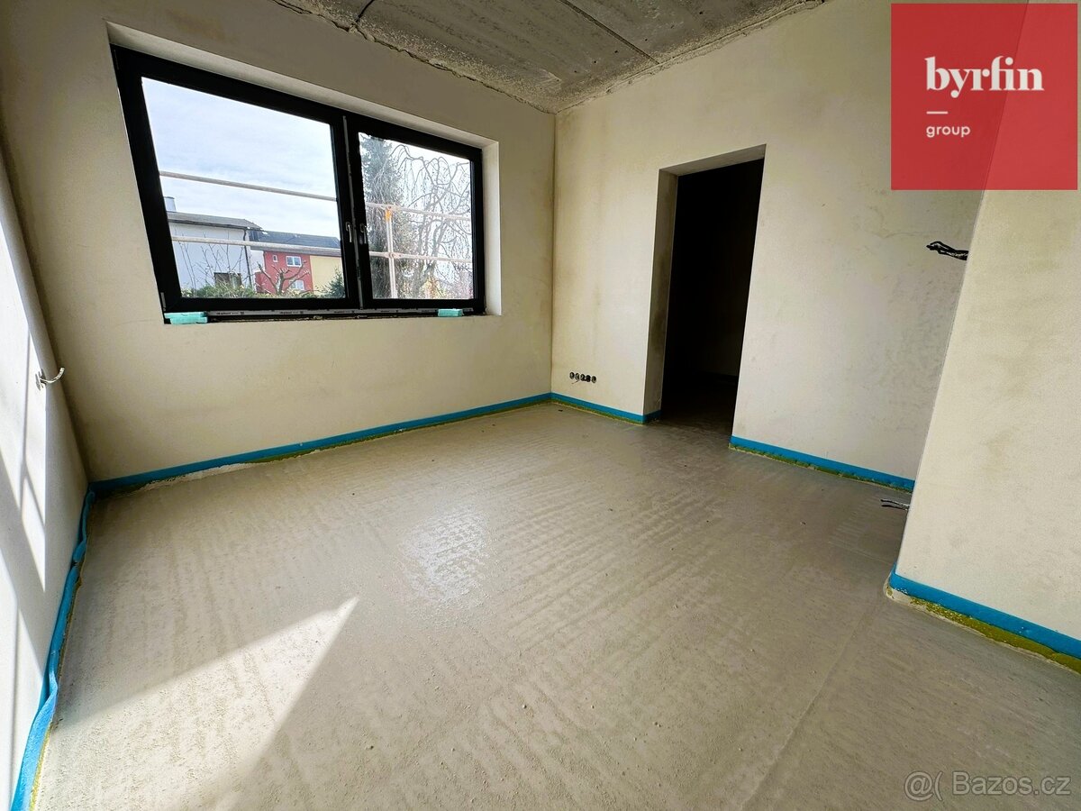 Prodej novostavby rodinného domu, 133 m2 se zahradou, pozeme - 17