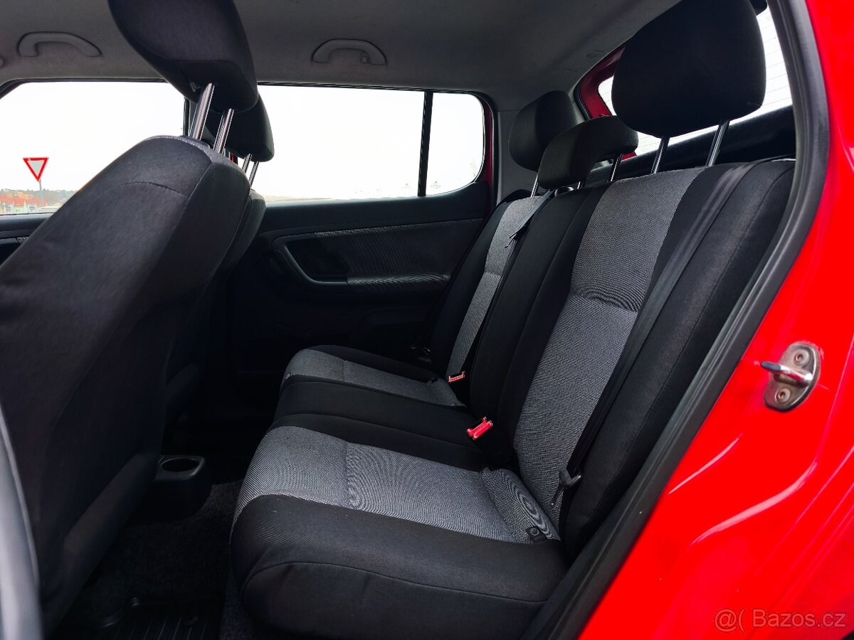 Škoda Fabia 2 1,2 benzín len 160tis Top Stav - 17