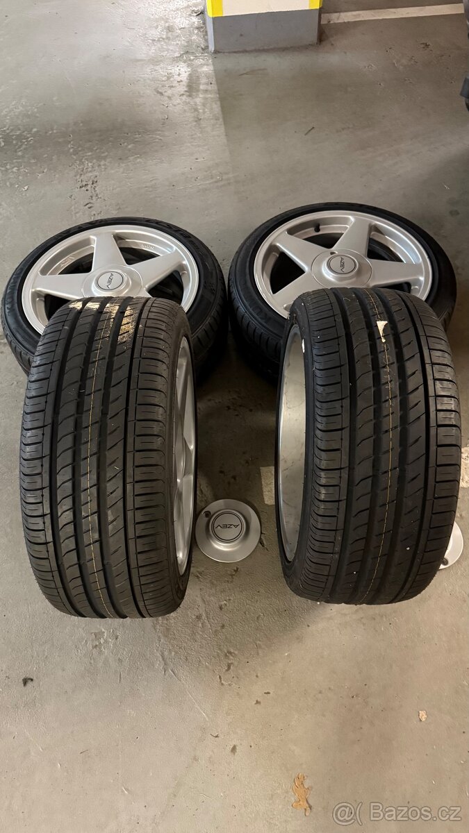 Bmw E30 V8 - Rezervace - 17