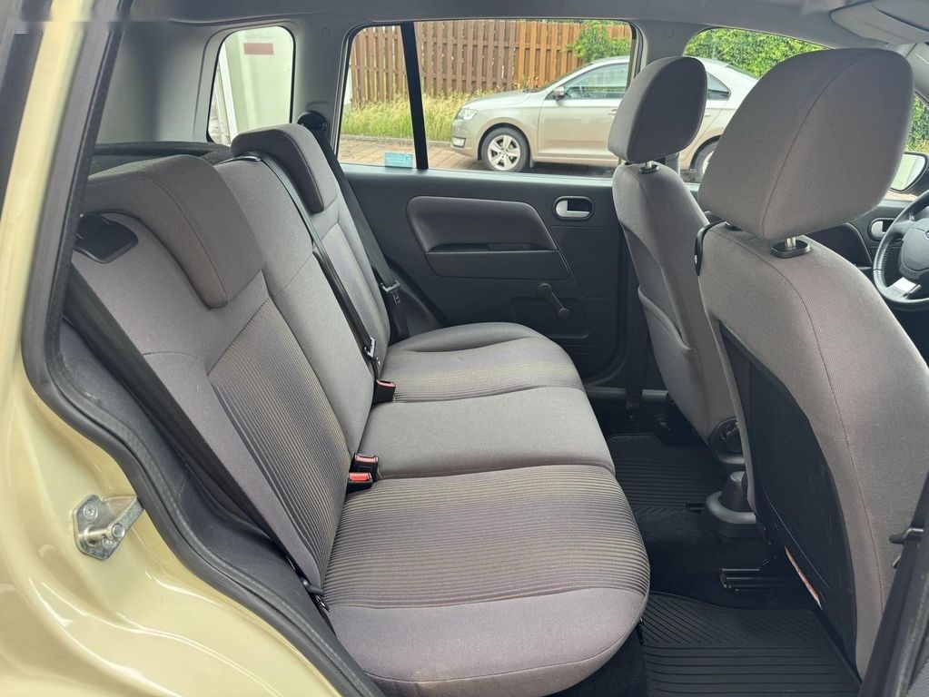 Ford Fusion,1.4i 59kW - 17
