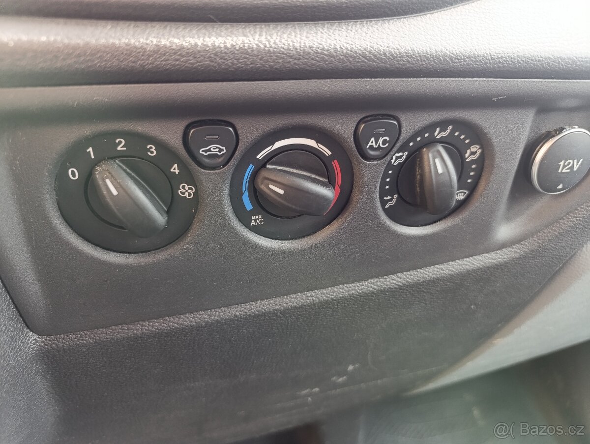 Ford Transit valník 7mist - 17