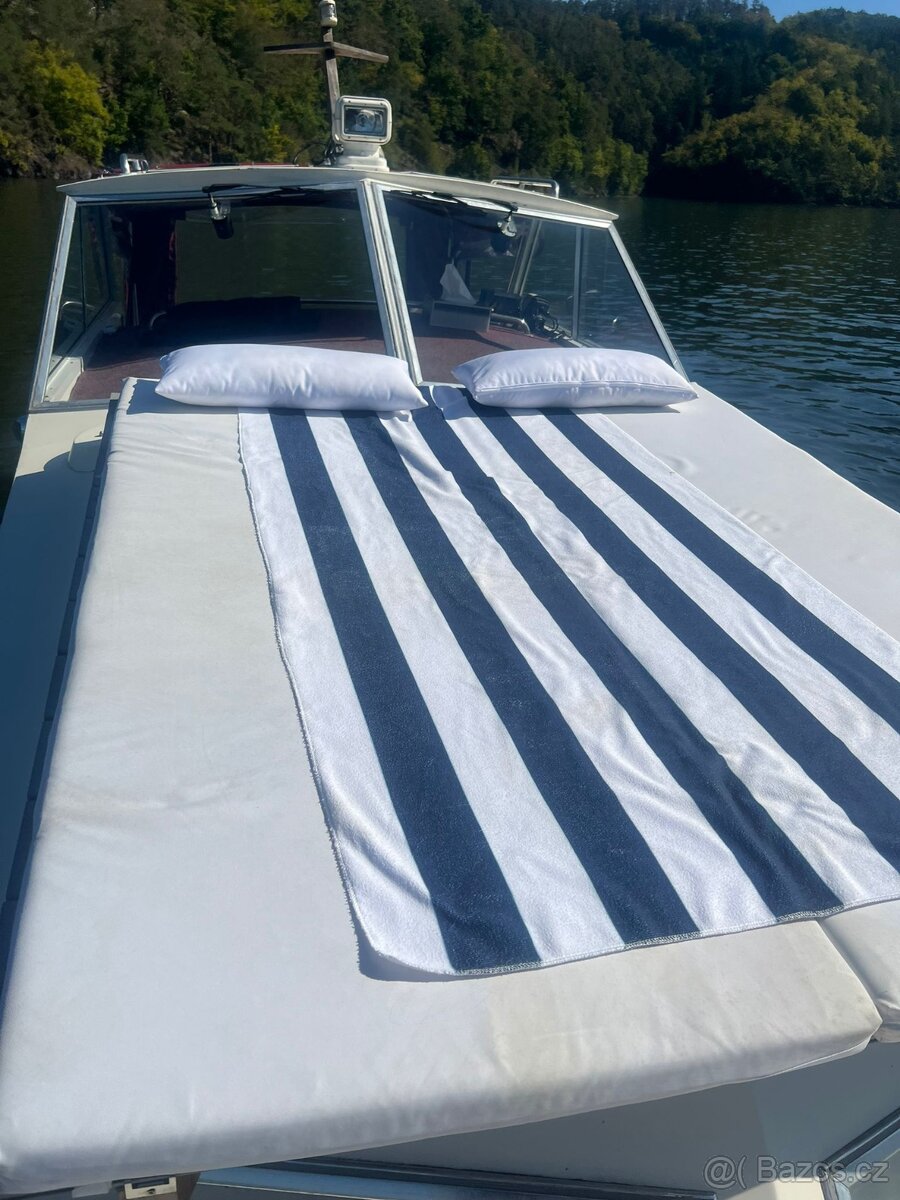 Kajutová loď Freeman - 17