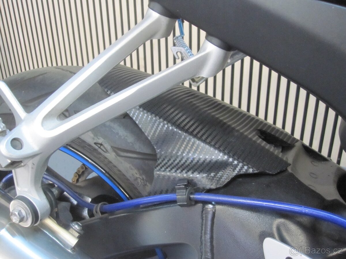 Suzuki GSX-R 750 - 17