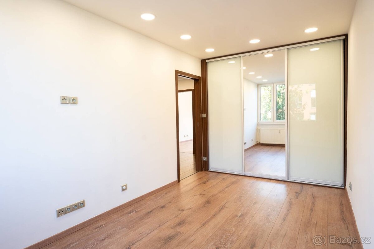 Byt 3+kk Molákova, P 8 Karlín, 71 m2 na Metru - 17