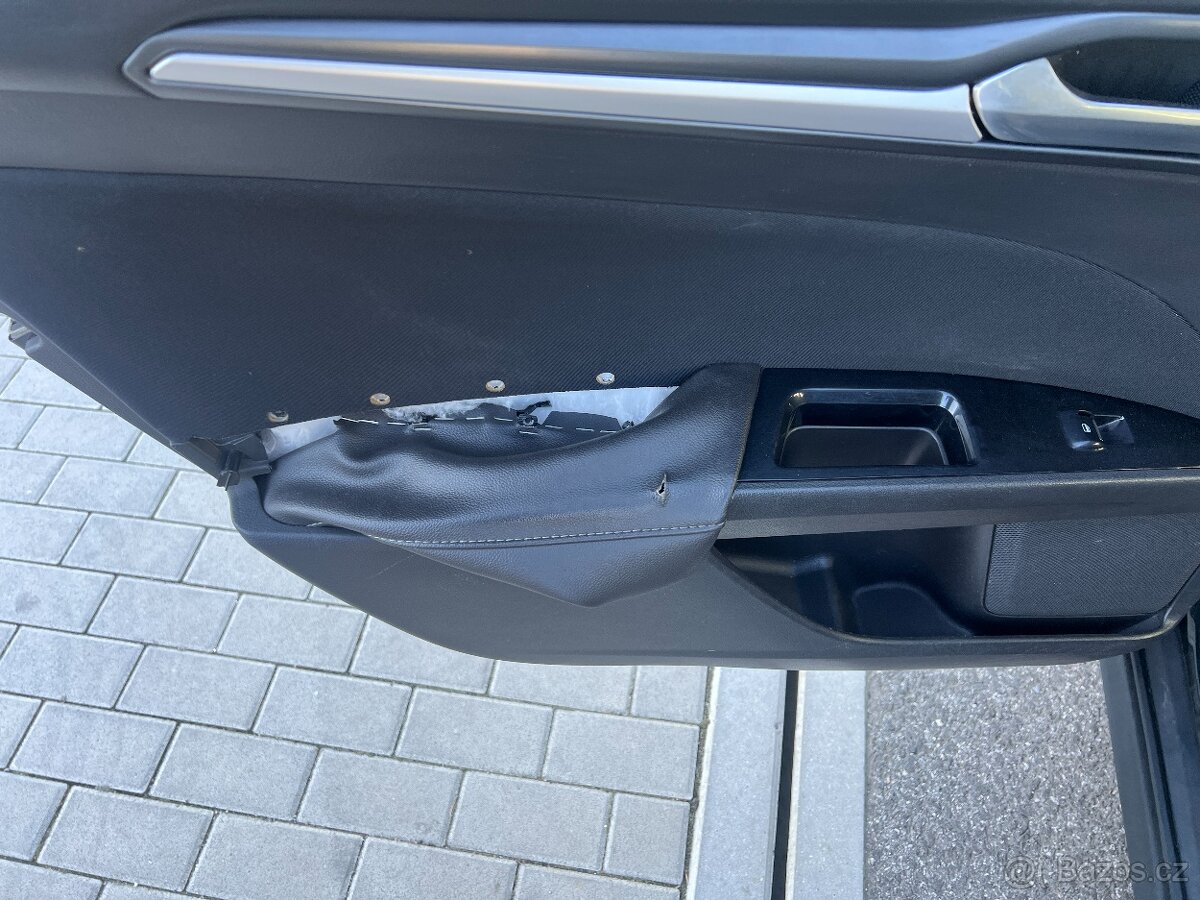 Ford Mondeo 1.5 Ti-VCT 118 kW - 17