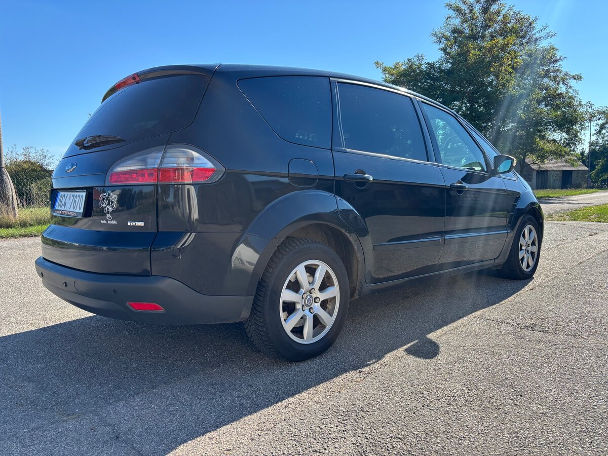 Ford S-max - 17