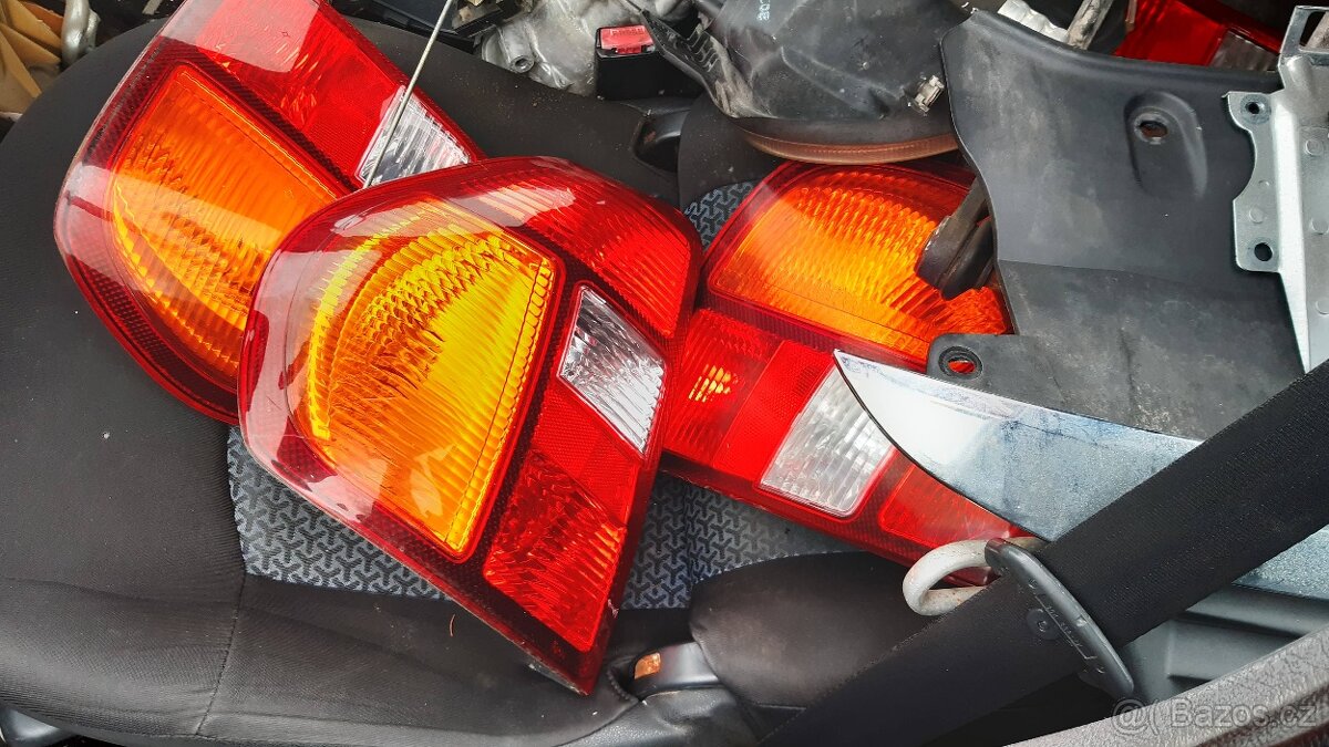 Renault Thalia 1,4i 55kW 2003 - dily z auta - 17