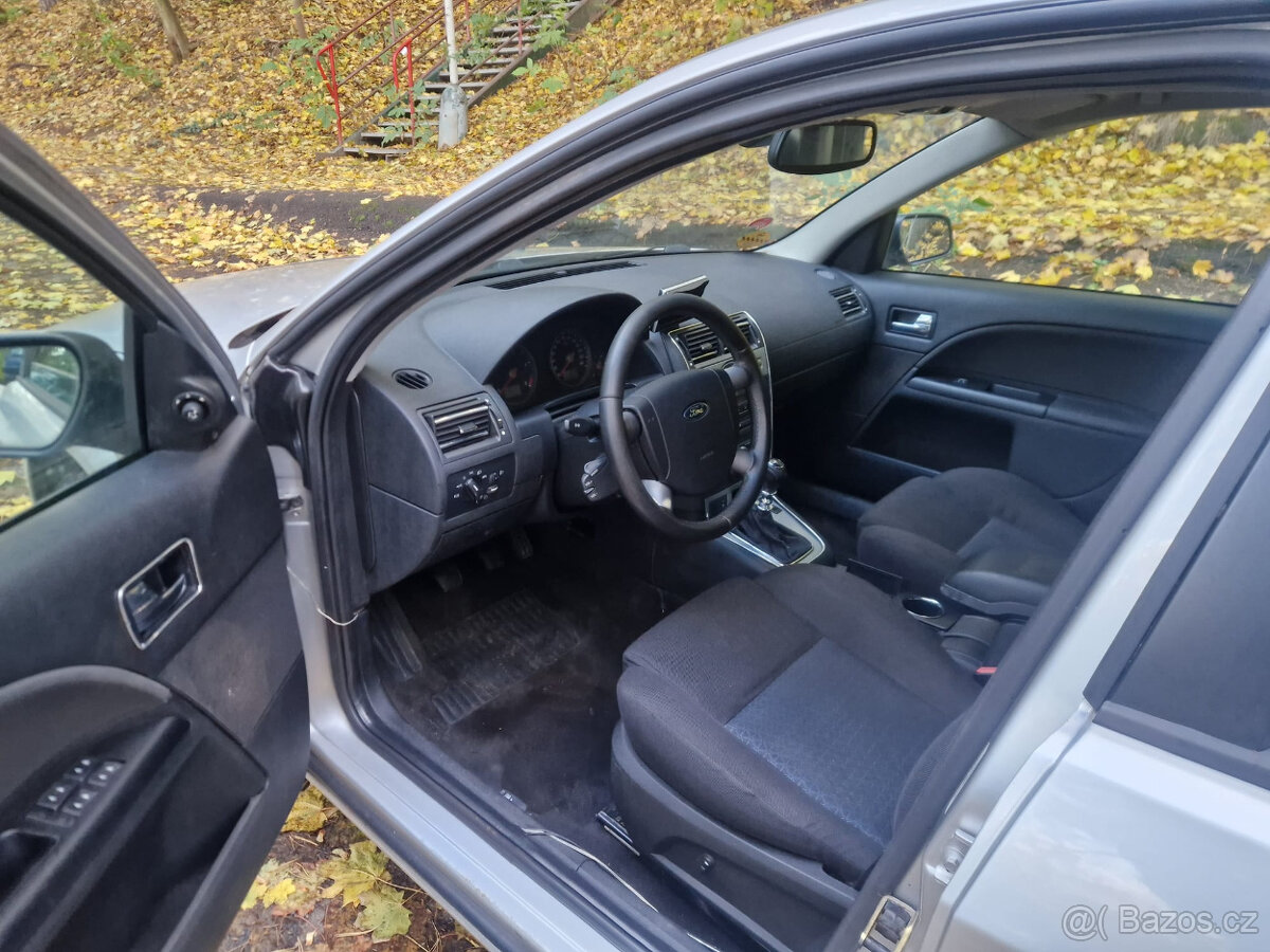 ford Mondeo nafta - 17