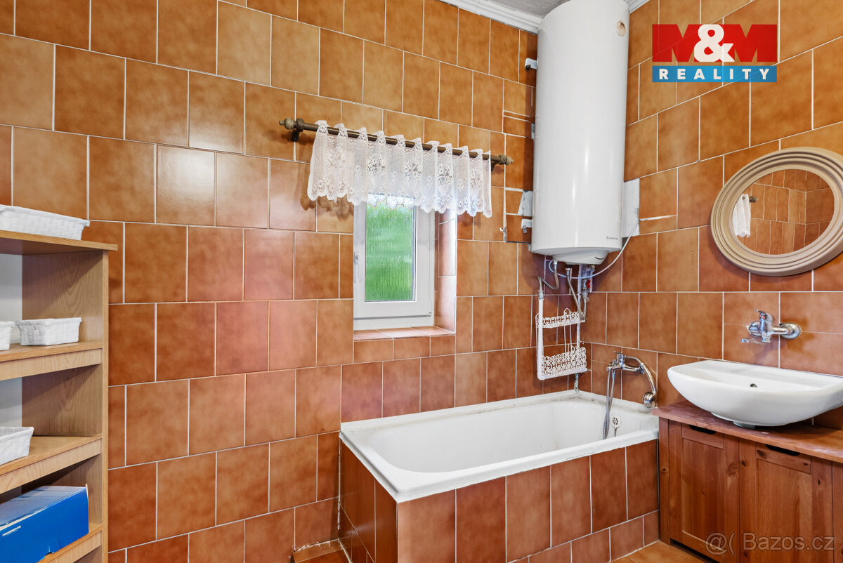 Prodej rodinného domu, 1304 m², Česká Lípa, ul. Husova - 17