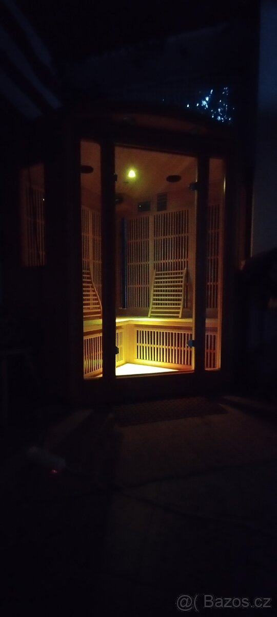 Infrasauna pro 4 osoby(možný odvoz k vám) - 17