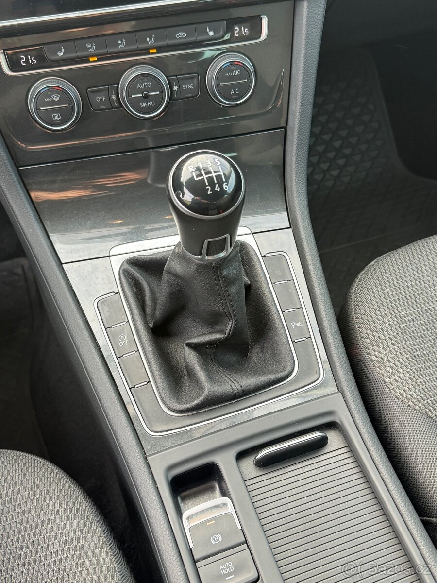 Golf 7 Variant 1.5Tsi manuál - 17