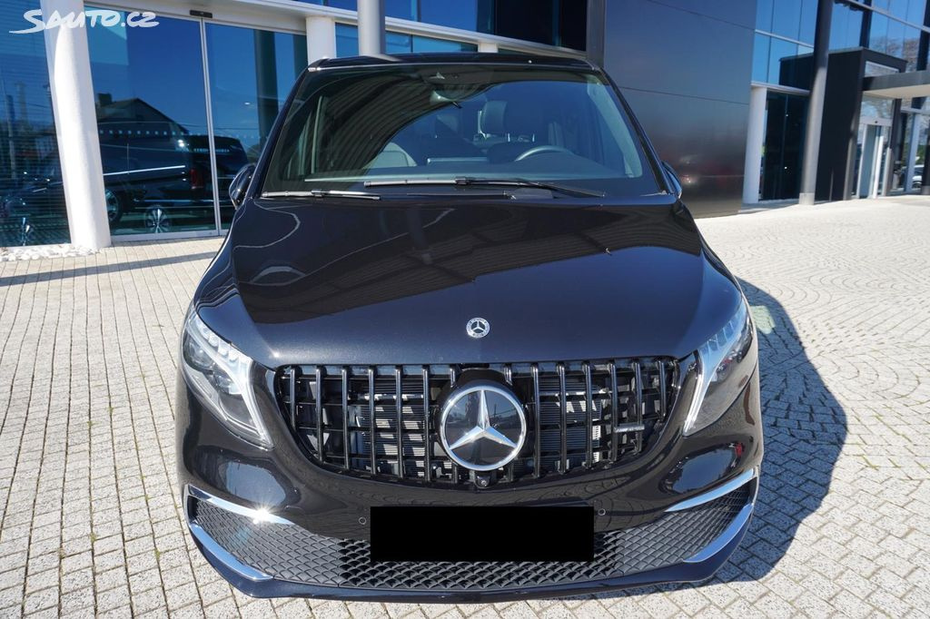 Mercedes-Benz Třídy V, V300 4Matic - 17