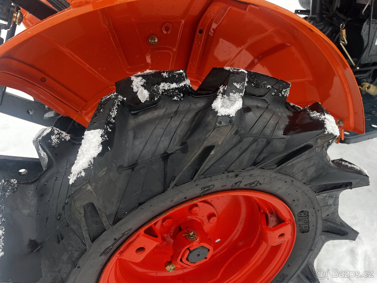 Malotraktor Kubota B6001 3válec 4x4 RePAS - 17