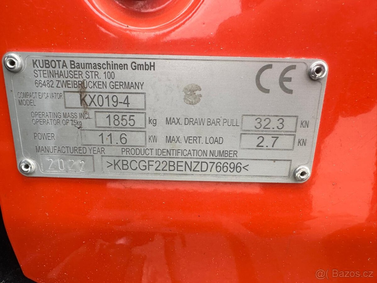Kubota kx019 - 17