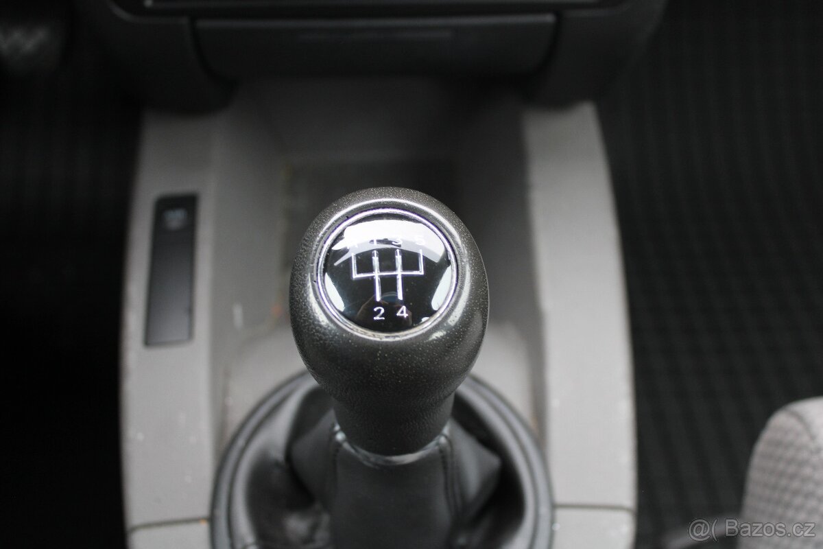 Audi A2, 1,4i 55KW, STK 5/2027, KLIMA, r.v. 2001 - 17