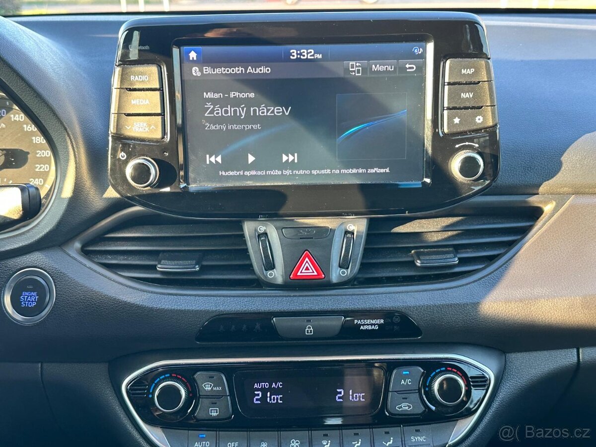 Hyundai i30 combi, 1.6 CRDI, 100 kW, Premium, aut, DPH - 17