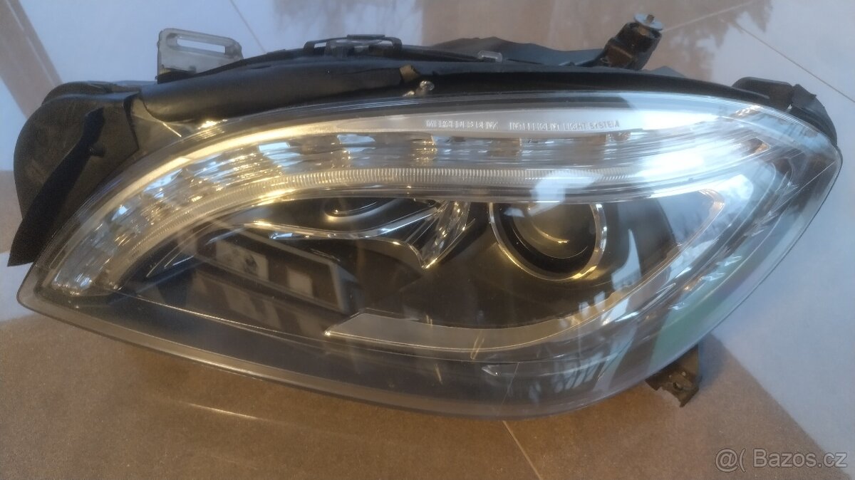 Přední LED světla Mercedes Benz ML - w166 - 17