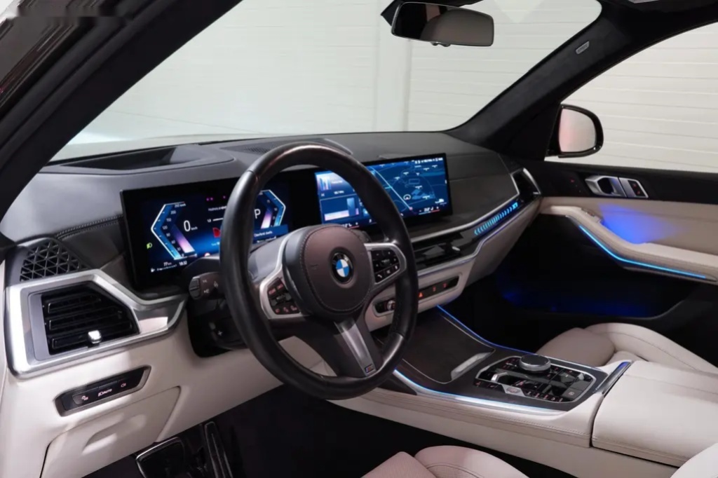 BMW X7, 40i,M-PAKET,HUD,PANO,ZÁRUKA - 17