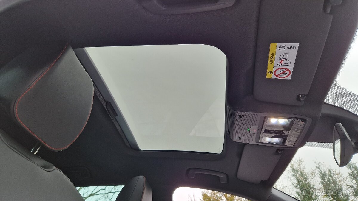 SEAT LEON FR 1.4 TSI 110KW+E-HYBRID.AUTOMAT.ROK 12/2020 - 17