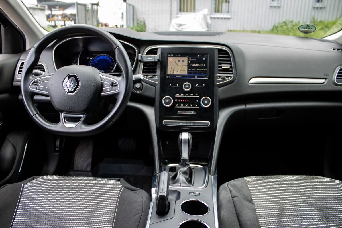 Renault Mégane Grandtour GT Line / 97kW / A7 / 2018 - 17