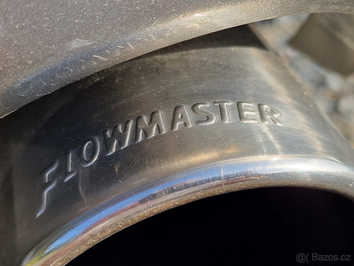 Mustang 4.6 V8 GT premium - 17