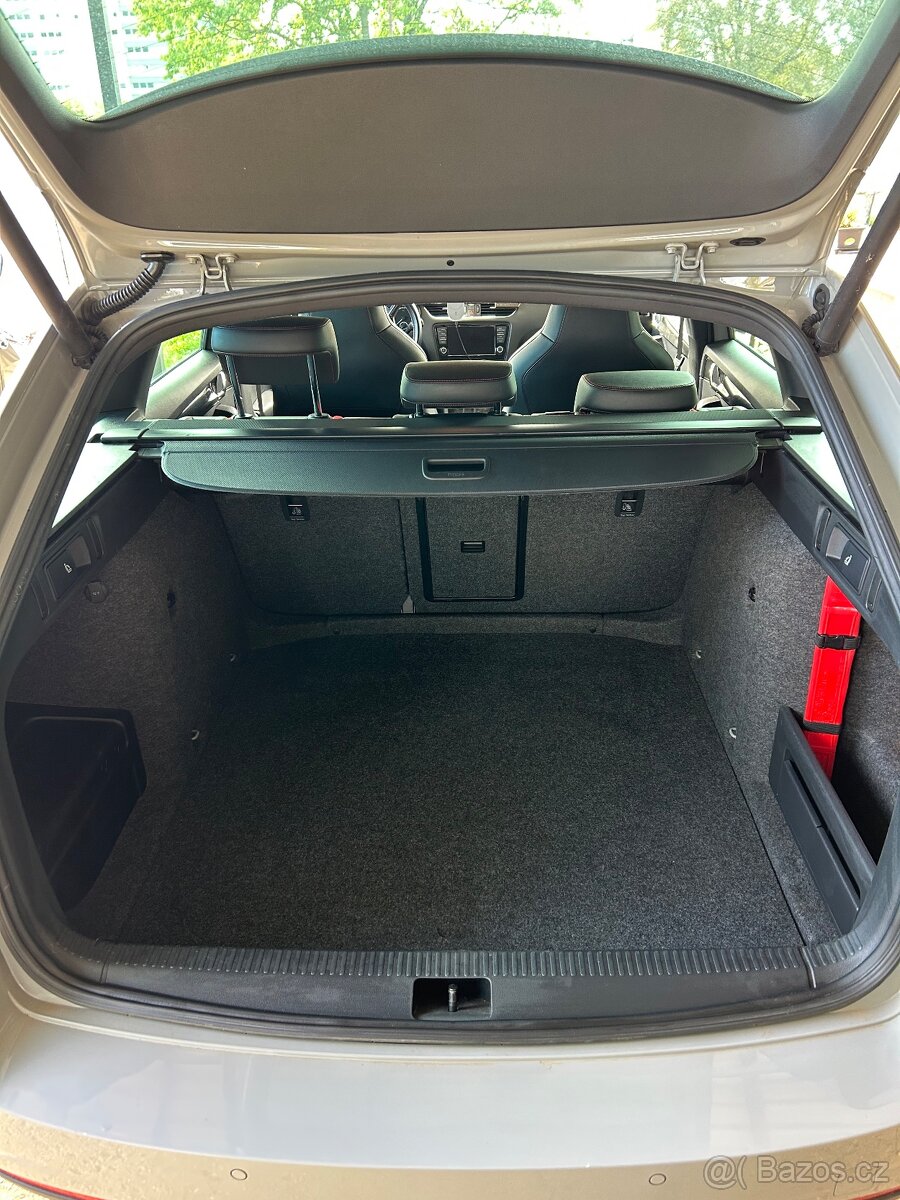 Škoda Octavia combi RS III 2014 - 17