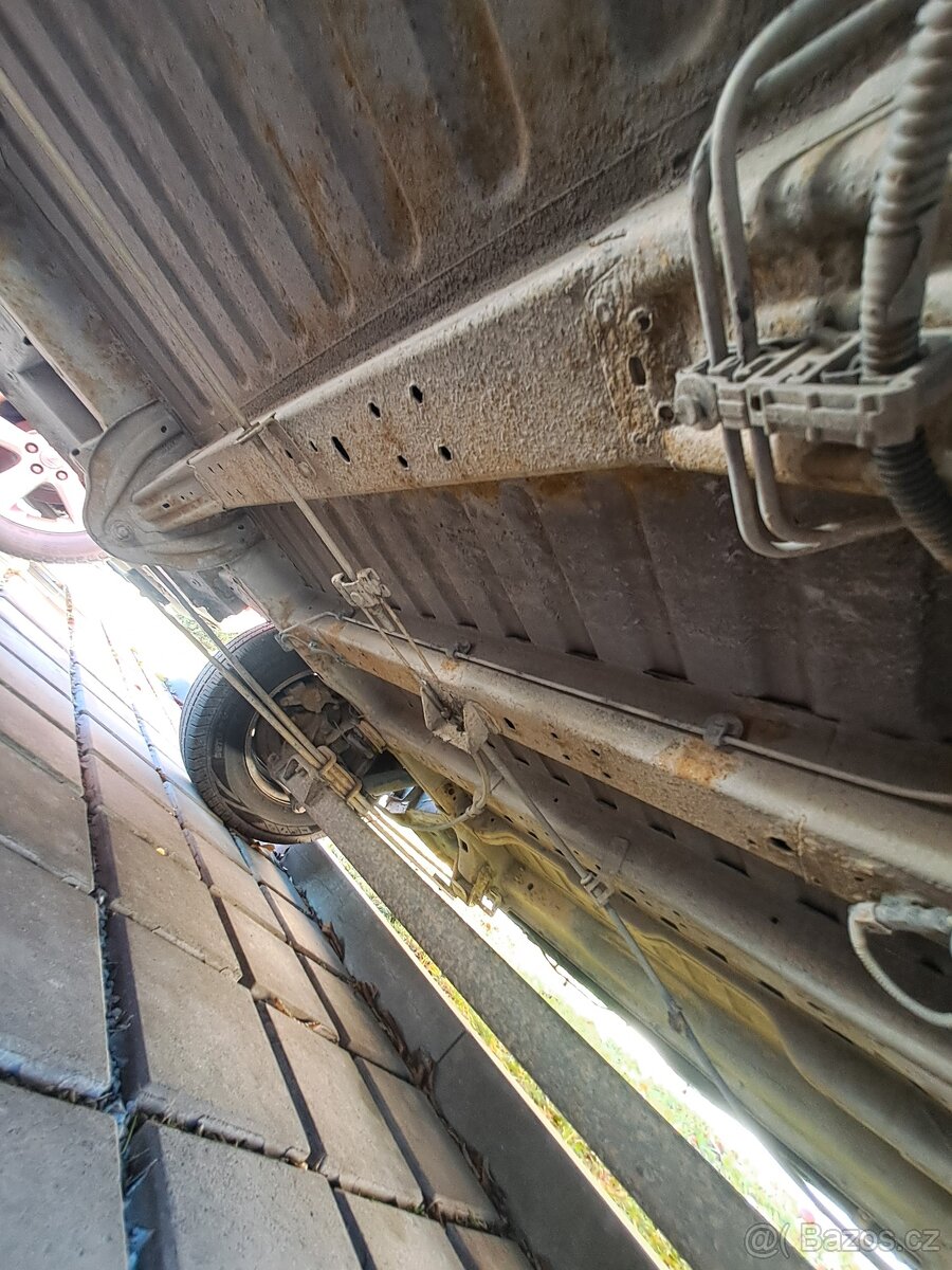 Citroen jumper 2.2 88kw. STK PLATNÁ. - 17