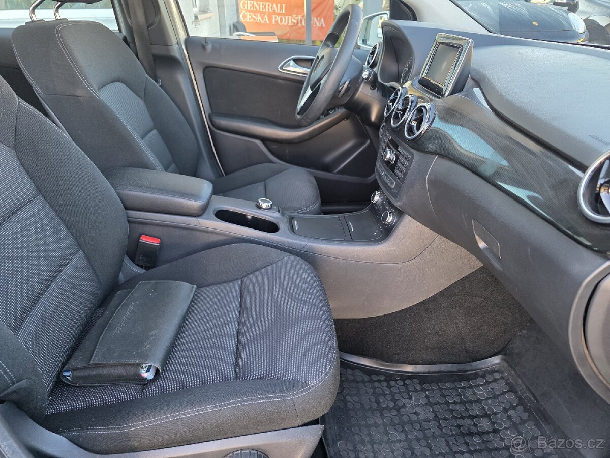 Mercedes-Benz Třídy B B 220CDI Automat 125kw - 17