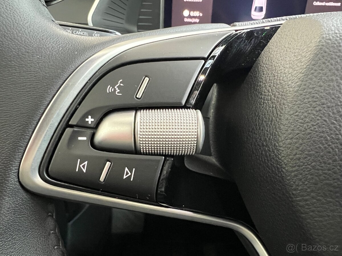 Škoda Octavia IV Selection 2,0TDI 85kW MATRIX KAMERA ZÁRUKA - 17