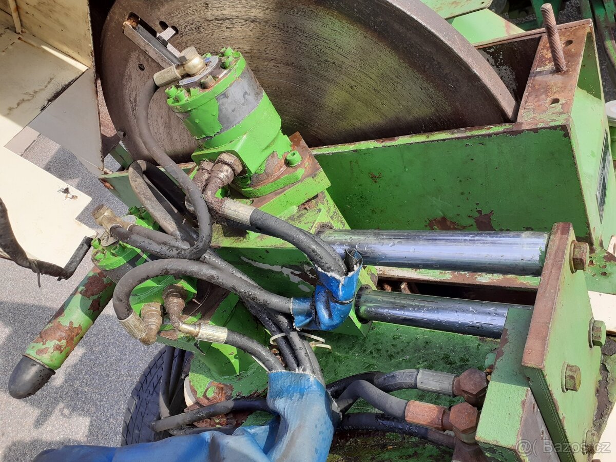 Prodám štěpkovač za traktor Pezzolato H 780/200 - 17