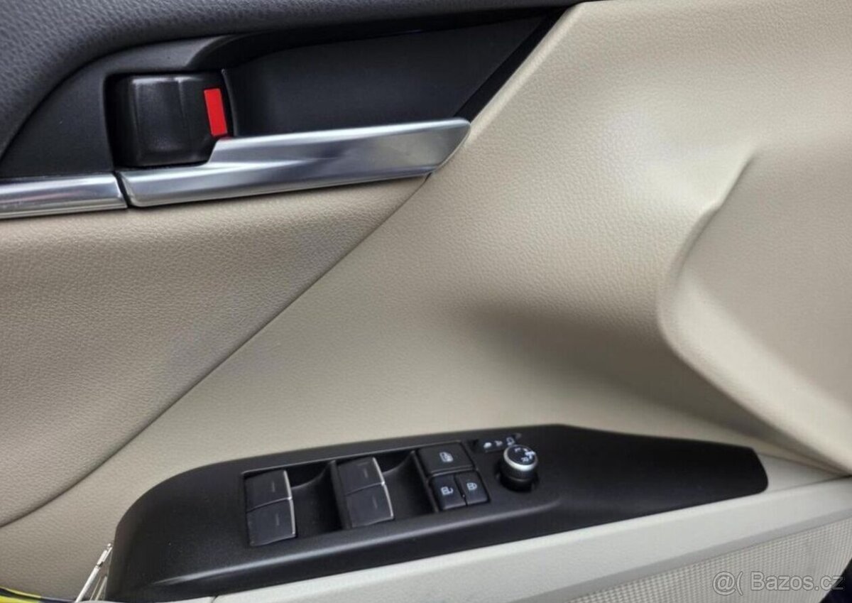Toyota Camry 2.5-HYBRID-1.MAJITEL-DPH - 17
