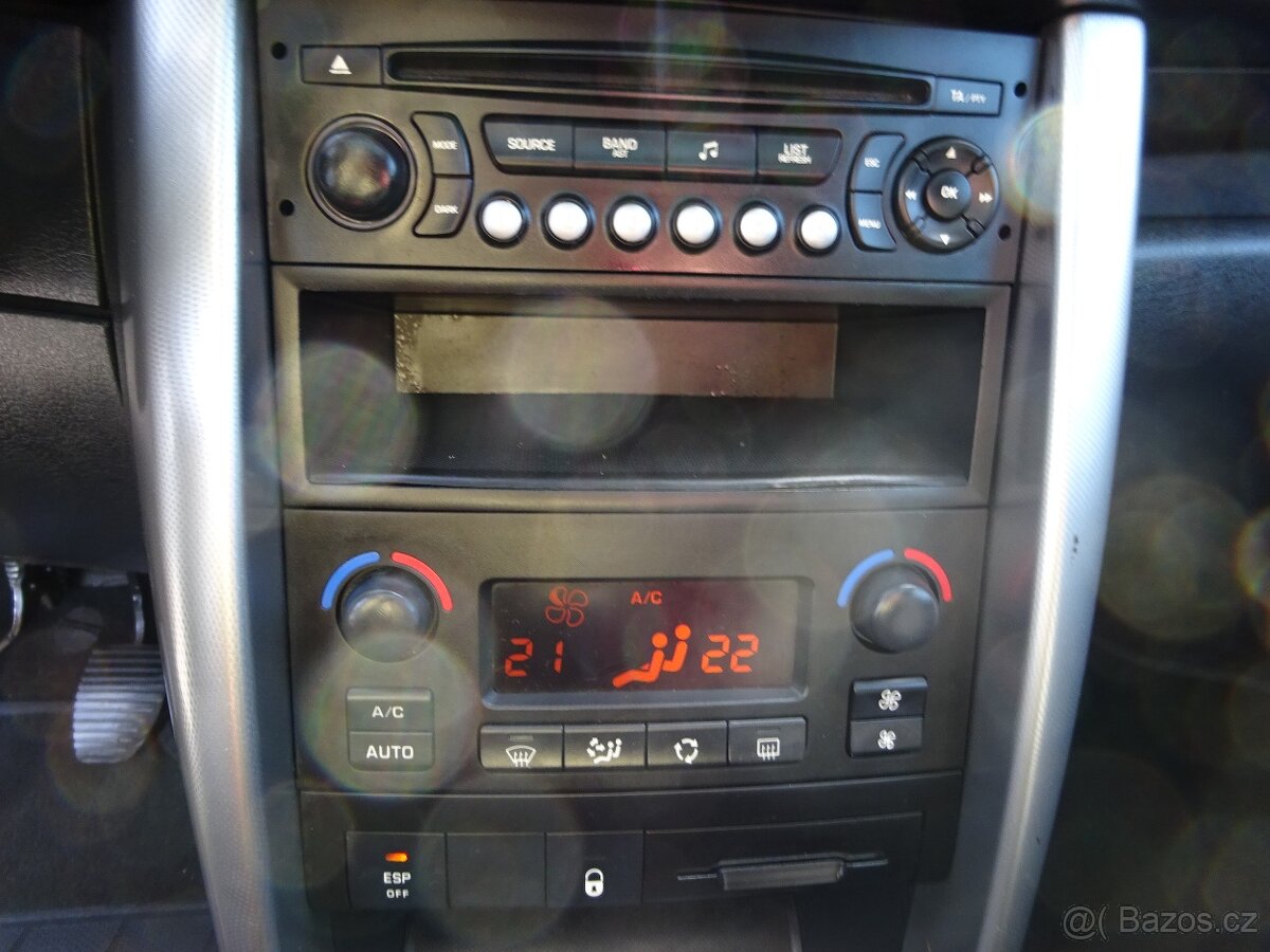 Peugeot 207 1,6 HDI - 17