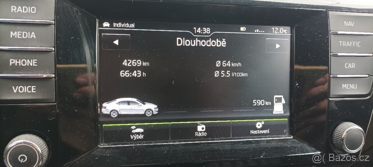 Škoda Superb L&K 2.0 tdi 6.manual 140kw - 17