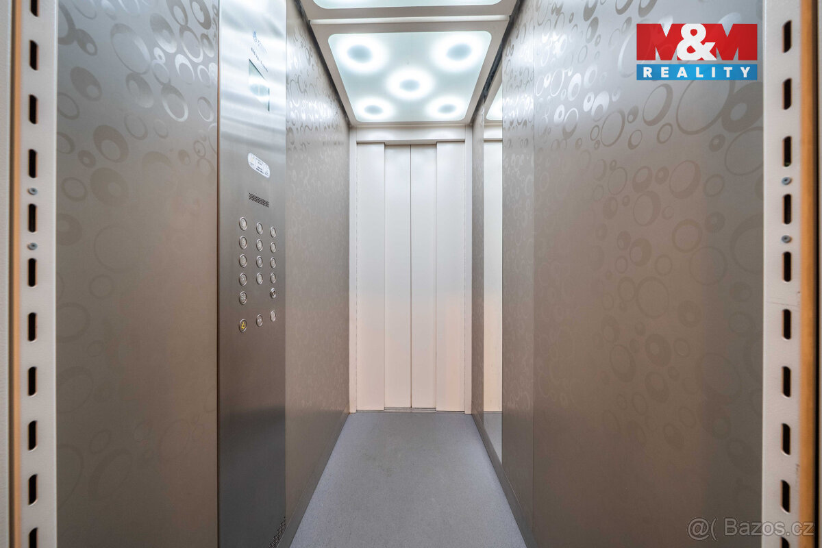 Prodej bytu 2+1+L, 53 m², Plzeň, ul. náměstí Generála Píky - 17