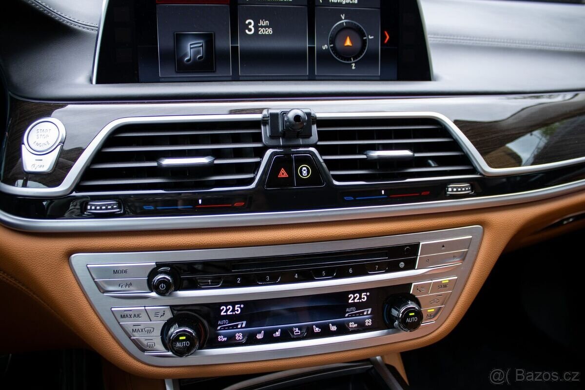 BMW Rad 7 750Li xDrive A/T 2018 - 17