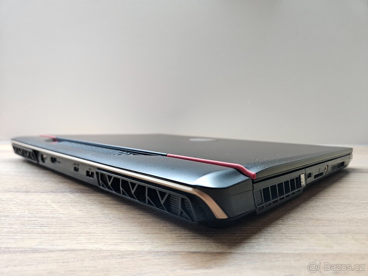 4K 16" UHD_MSI RAIDER GE68HX_i9-13950HX_32GB_RTX 4070 8GB - 17