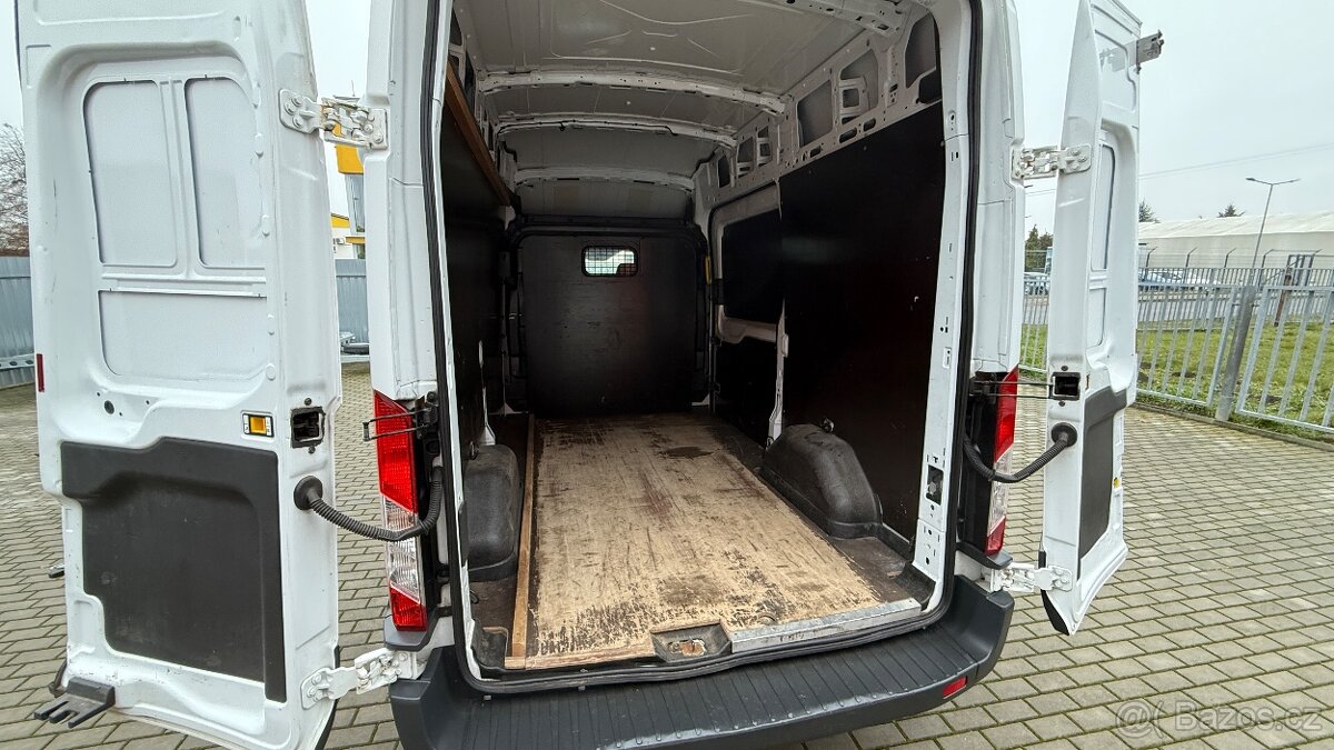 Ford Transit //2.2TDCi//92kW//L2H3//125TKM//1.MAJ//NOVÉ V ČR - 17