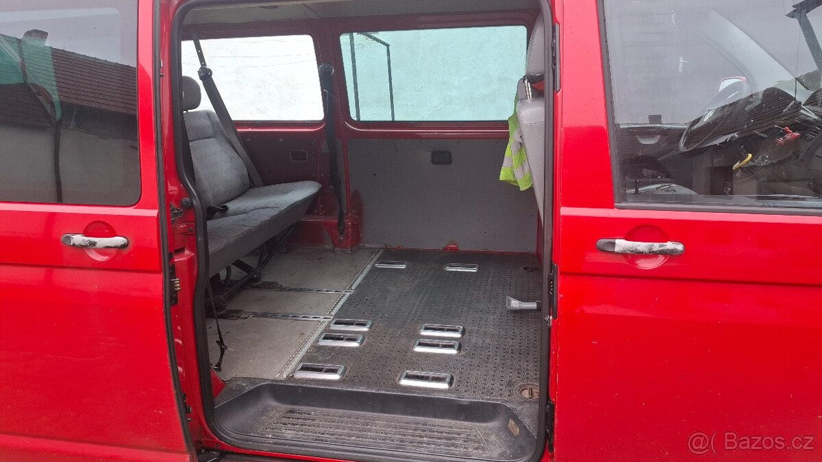 VW Transporter 1,9 TDi - 17