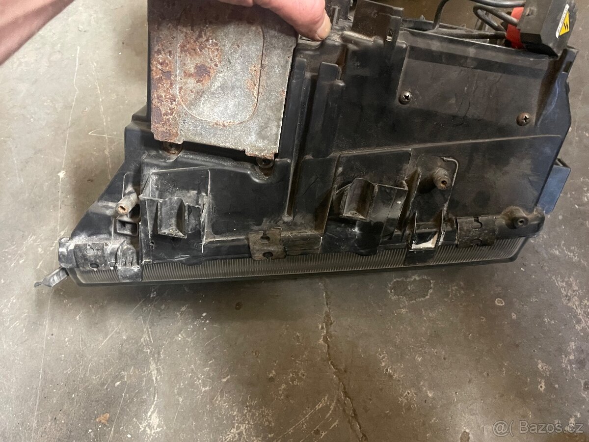 Prodám bmw e38 na díly nebo jako celek - 17