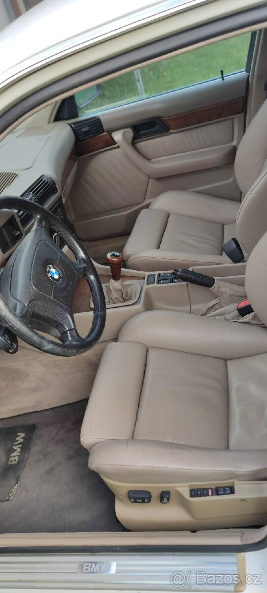 BMW E34 540i manuál - 17
