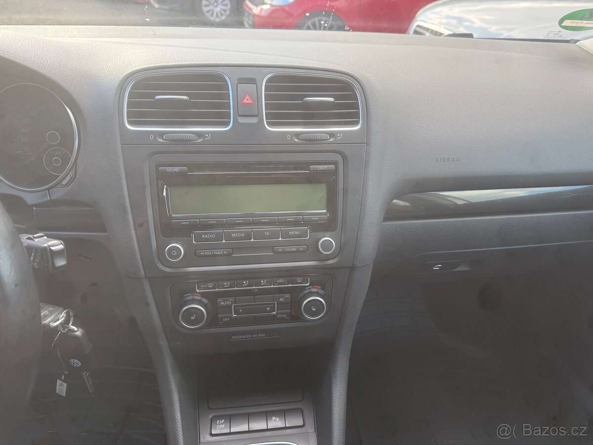Volkswagen Golf 6 hatchback 2.0 TDI, Nová STK - 17