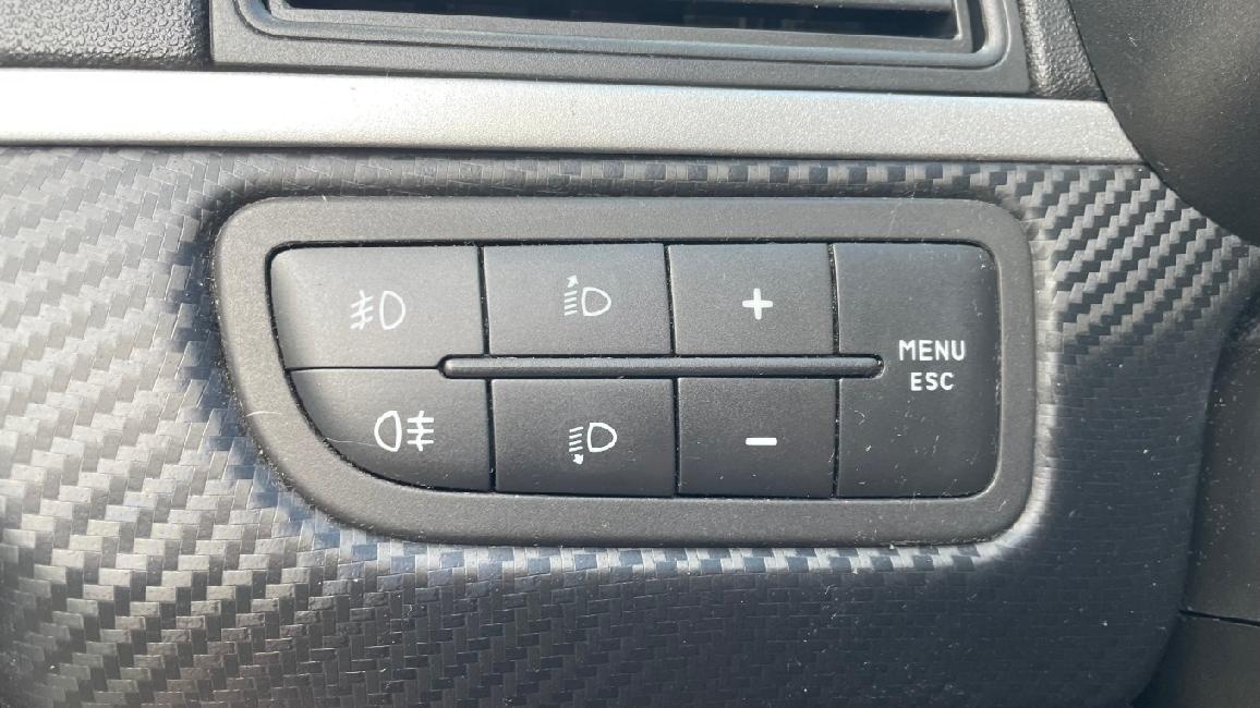 Fiat Punto, 1,2 i //ČR//2MAJITEL//AC// RV 5/2009 - 17