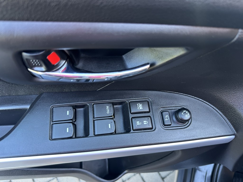 Suzuki S-Cross 1.6i 88kW 4x4 serviska - 17