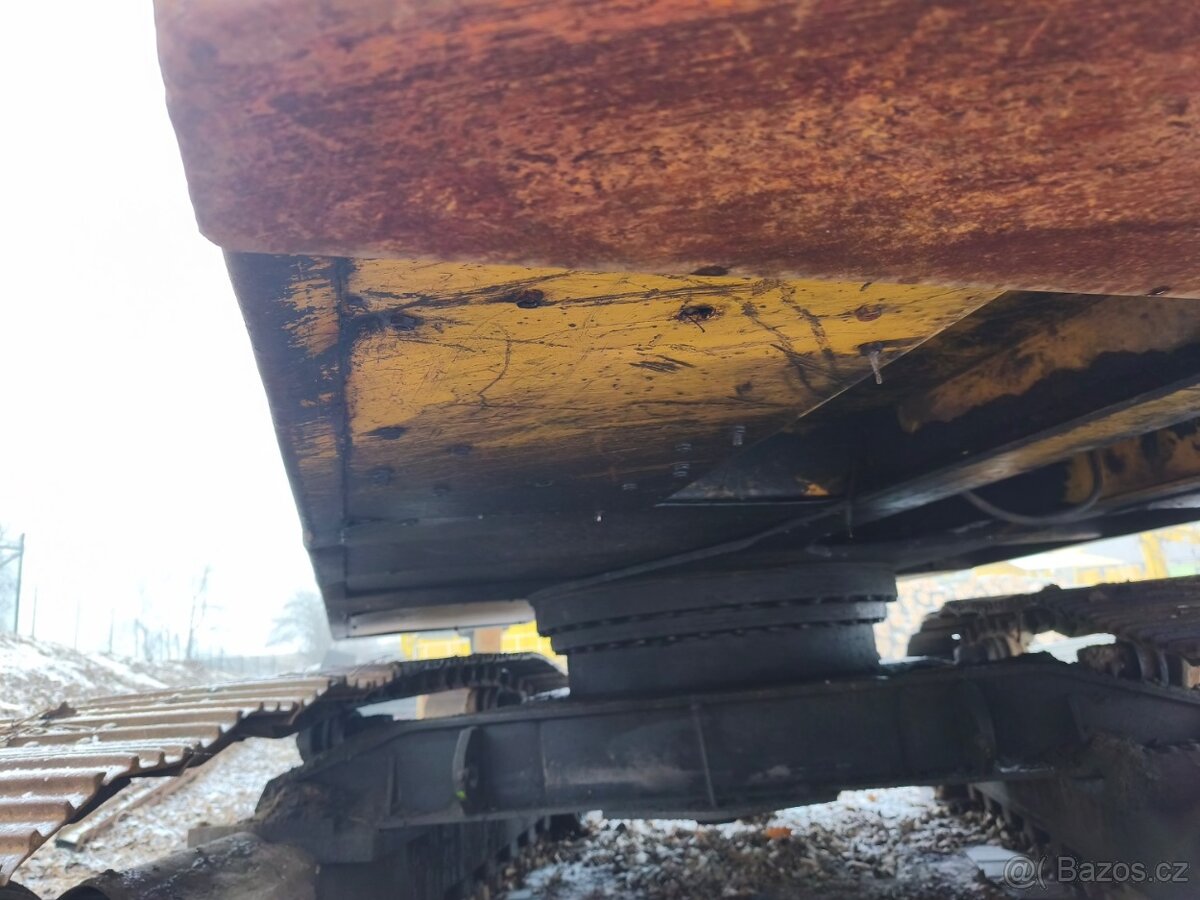 CATERPILLAR 215D LC - 17