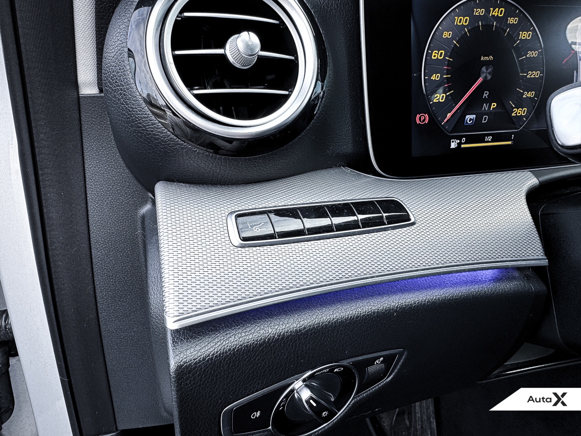 Mercedes-Benz E 220d W213 Avantgarde 143 KW - 17