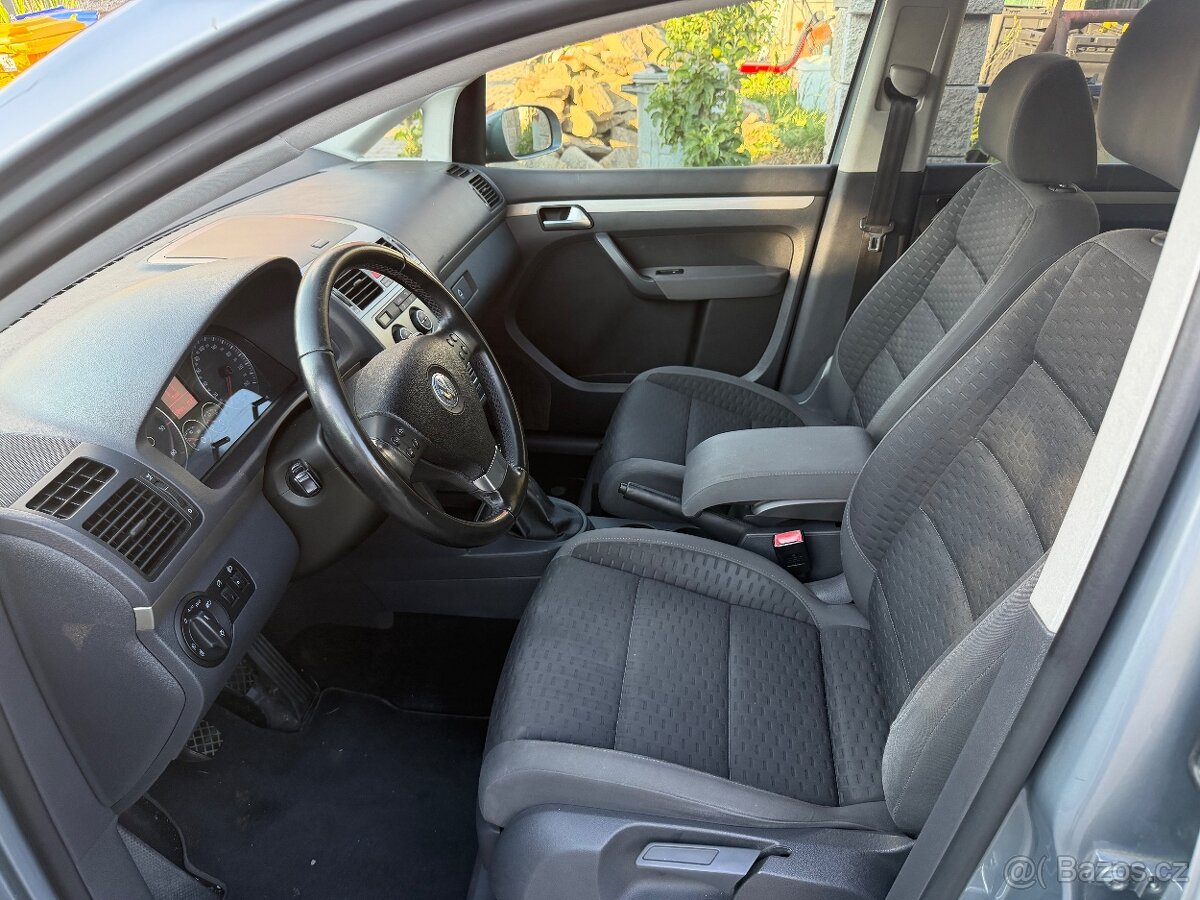 Prodám VW touran 1,9 tdi rv. 2006 - 17
