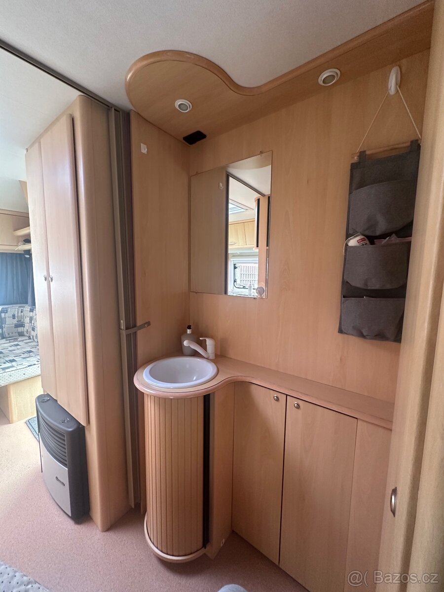 Karavan CHATEAU CALISTA 450, MOVER, SOLAR, MARKÝZA - 17