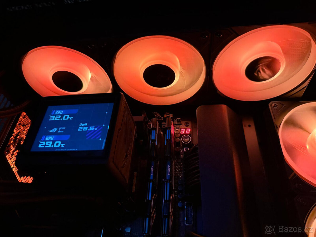 ASUS RTX 5090 LC OC, 4K OLED ASUS MONITOR - 17