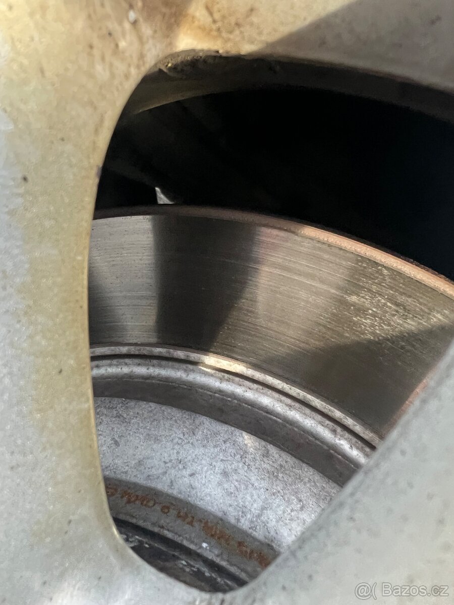 Mercedes Benz V220 2.2d 120kw 2017 - 17