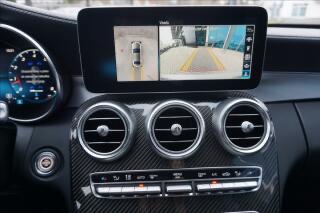 Mercedes-Benz Třídy C 4,0 AMG C63 S - 17